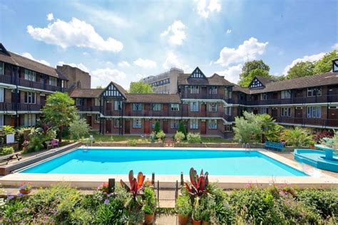 59 tudor court sw2|Studio flat for sale in Tudor Close, Brixton Hill, SW2 .